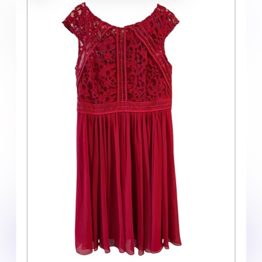 Bariano Beautiful Red Lace Fit n Flare Built In Bra  Summer Event Party  Dress M